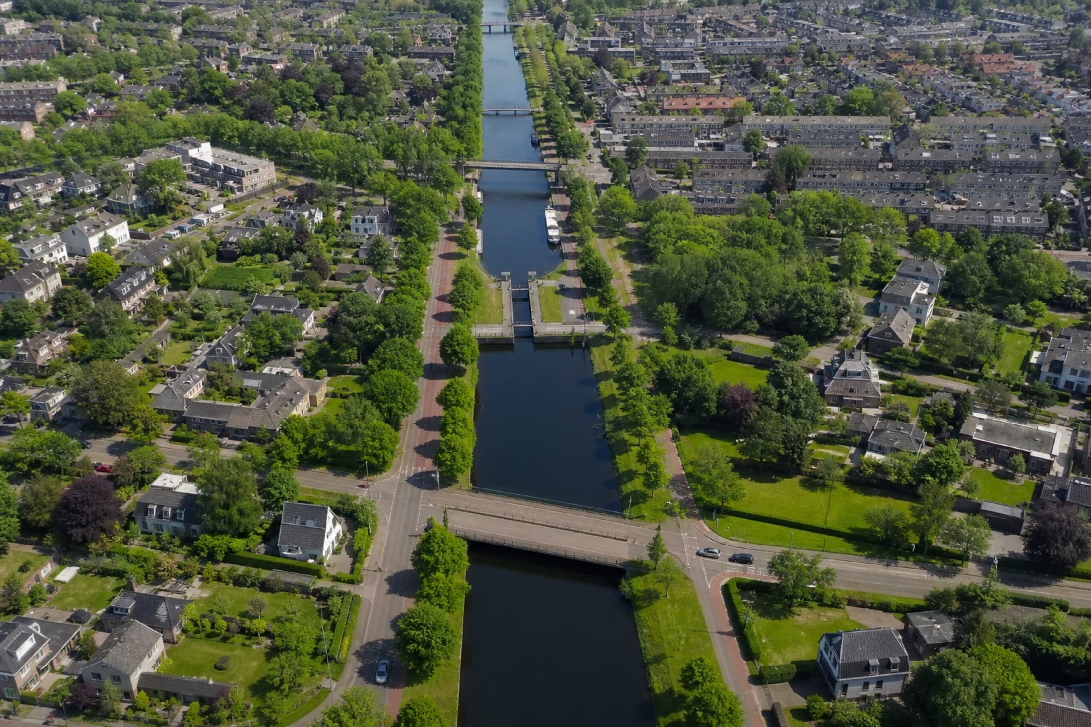 Luchtfoto: Wilhelminakanaal